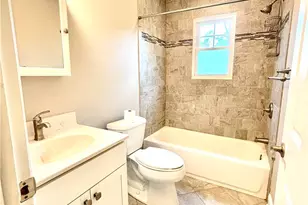 6210 Glen Ct, Lowhill Township, PA 18053 - Photo 10