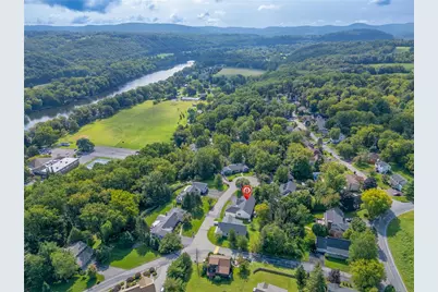 13 Apache Drive, Upper Mt Bethel Twp, PA 18343 - Photo 4