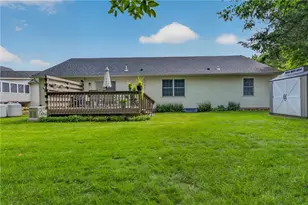 13 Apache Dr, Upper Mt Bethel Twp, PA 18343 - Photo 36