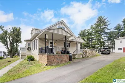 1740 Elk Avenue, Pottsville, PA 17901 - Photo 4
