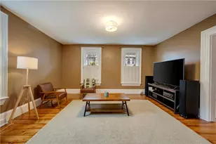 128 Mauch Chunk St, Nazareth Boro, PA 18064 - Photo 8