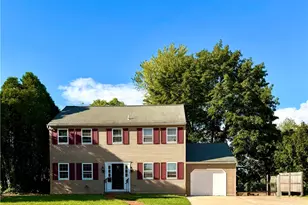 13 Pershing Blvd, Whitehall Township, PA 18052 - Photo 2