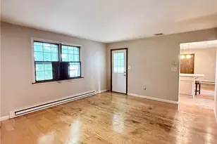 13 Pershing Blvd, Whitehall Township, PA 18052 - Photo 12
