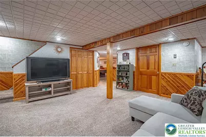 1125 Jaime Circle, Lower Macungie Township, PA 18106 - Photo 40