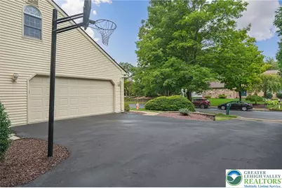 1125 Jaime Circle, Lower Macungie Township, PA 18106 - Photo 4