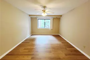 885 Cold Spring Rd, Lower Macungie Township, PA 18103 - Photo 16