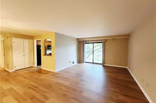 885 Cold Spring Rd, Lower Macungie Township, PA 18103 - Photo 6