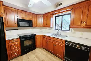 885 Cold Spring Rd, Lower Macungie Township, PA 18103 - Photo 10