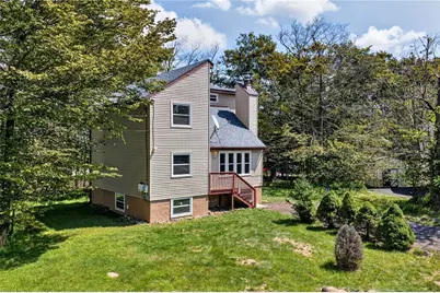1894 Pinecrest Court, Tobyhanna, PA 18466 - Photo 10