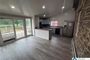 1037 N 6th Ext St, Whitehall Township, PA 18052 - Photo 10