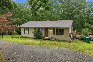 191 Hemlock Rd, Pocono Twp, PA 18372 - Photo 1