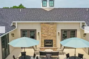 4147 Bluesky Pl, Emmaus Boro, PA 18049 - Photo 14