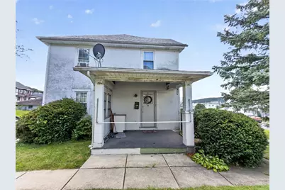 112 W Bertsch Street, Lansford, PA 18232 - Photo 2