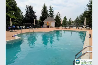 72 S Glenmoor Circle, Palmer Twp, PA 18045 - Photo 24
