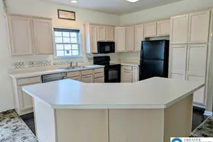 72 S Glenmoor Circle, Palmer Twp, PA 18045 - Photo 6