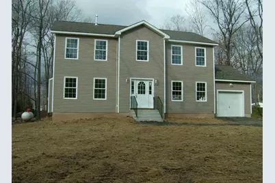 7154 Falstaff Drive, Tobyhanna, PA 18466 - Photo 2