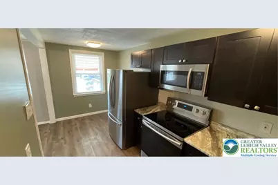 2072 Baker Drive, Allentown City, PA 18103 - Photo 8