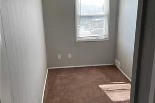 2072 Baker Dr, Allentown City, PA 18103 - Photo 10
