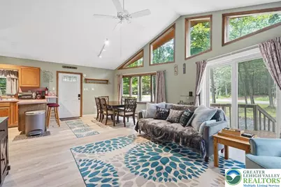 215 Paxinos Drive, Coolbaugh Twp, PA 18347 - Photo 6