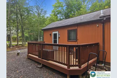 215 Paxinos Drive, Coolbaugh Twp, PA 18347 - Photo 4