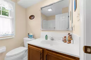 5747 Whitemarsh Dr, Lower Macungie Township, PA 18062 - Photo 16