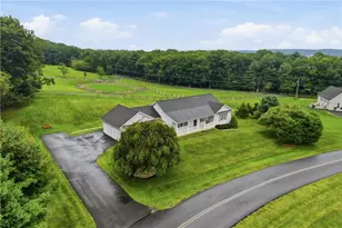 235 Country Acres Dr, Towamensing Twp, PA 18058 - Photo 10