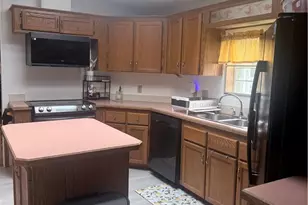 8842 Max Way, Upper Macungie Township, PA 18031 - Photo 6