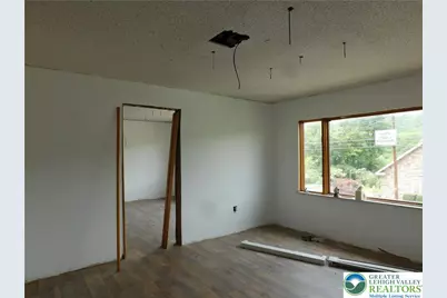 571 E Center Street, Nesquehoning, PA 18240 - Photo 34
