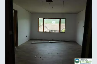 571 E Center Street, Nesquehoning, PA 18240 - Photo 24