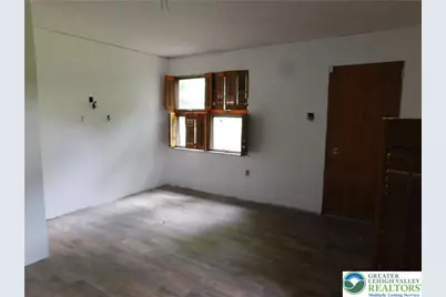 571 E Center Street, Nesquehoning, PA 18240 - Photo 16