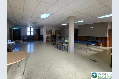 429 Walnut Street #2, Catasauqua Boro, PA 18032 - Photo 6