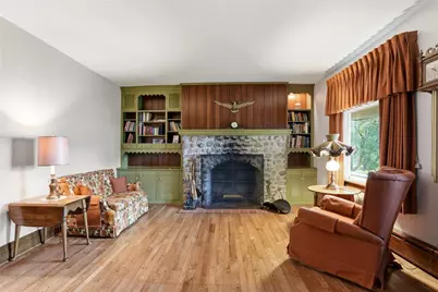 115 N New Street, Nazareth Boro, PA 18064 - Photo 6