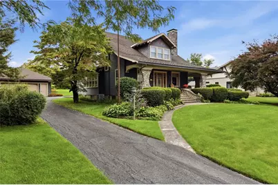 115 N New Street, Nazareth Boro, PA 18064 - Photo 2