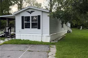 3465 Franklin Square, Moore Township, PA 18067 - Photo 2