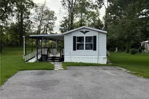 3465 Franklin Square, Moore Township, PA 18067 - Photo 1