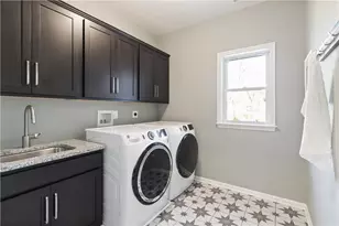 1020 Fairway Dr, Forks, PA 18040 - Photo 36