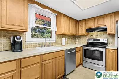 5106 Donna Drive, Coplay Boro, PA 18037 - Photo 12