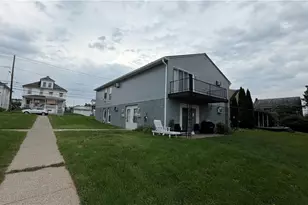 1024 1st Ave, Hellertown Boro, PA 18055 - Photo 4