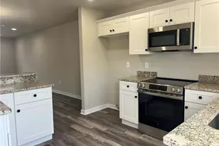 839 Catherine Dr, Coplay Boro, PA 18037 - Photo 10