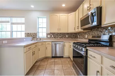 1035 Jervin Drive, South Whitehall Township, PA 18104 - Photo 14