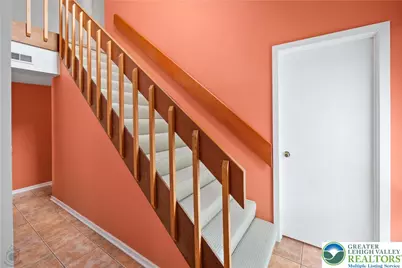 7942 Woodsbluff Run, Upper Macungie Township, PA 18051 - Photo 22