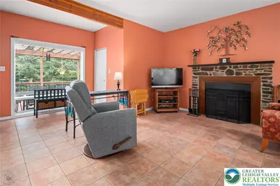 7942 Woodsbluff Run, Upper Macungie Township, PA 18051 - Photo 20