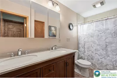 614 Greenwood Street, Allentown City, PA 18103 - Photo 18
