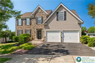 2305 Aberdeen Way, Lower Macungie Township, PA 18062 - Photo 4