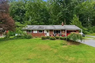 20 Serfass Ln, Lower Towamensing Tp, PA 18071 - Photo 4