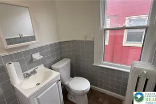 1251 Northampton St, Easton, PA 18042 - Photo 32