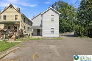 211 N 8th St, Stroudsburg, PA 18360 - Photo 32