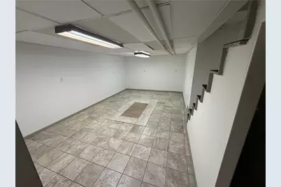 231 Peach Street N, Allentown City, PA 18102 - Photo 16