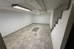 231 Peach Street N, Allentown City, PA 18102 - Photo 16