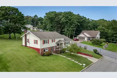 14 Brook Drive, Mahoning Twp, PA 18235 - Photo 2